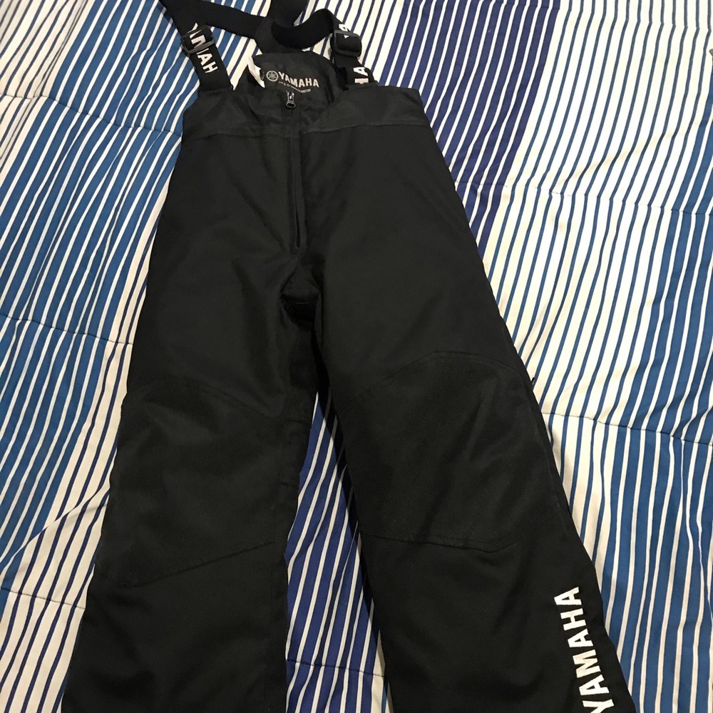 Kids Yamaha Snow bib size 8